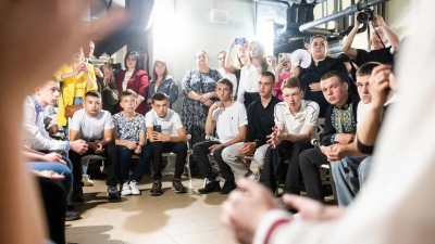 Η Βρετανία γυρίζει την πλάτη της σε παιδιά - πρόσφυγες από την Ουκρανία - «Θα είστε πιο ασφαλής στην πατρίδα σας»