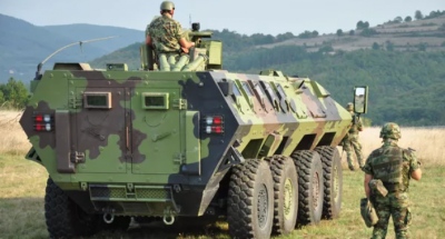 Η Σερβία ανέπτυξε στρατιωτικές μονάδες κοντά στο Κοσσυφοπέδιο και προειδοποιεί το ΝΑΤΟ