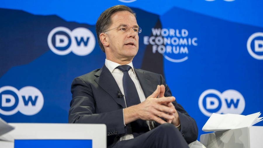 Rutte (ΝΑΤΟ) από Davos: Είχαμε μια «καλή συζήτηση» για τη Γροιλανδία με τον Trump