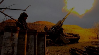 Το πυροβολικό είναι ο Θεός του Πολέμου για τους Ρώσους και με πρωτοφανή δύναμη πυρός δεν αφήνει μέρος για να κρυφτούν οι Ουκρανοί