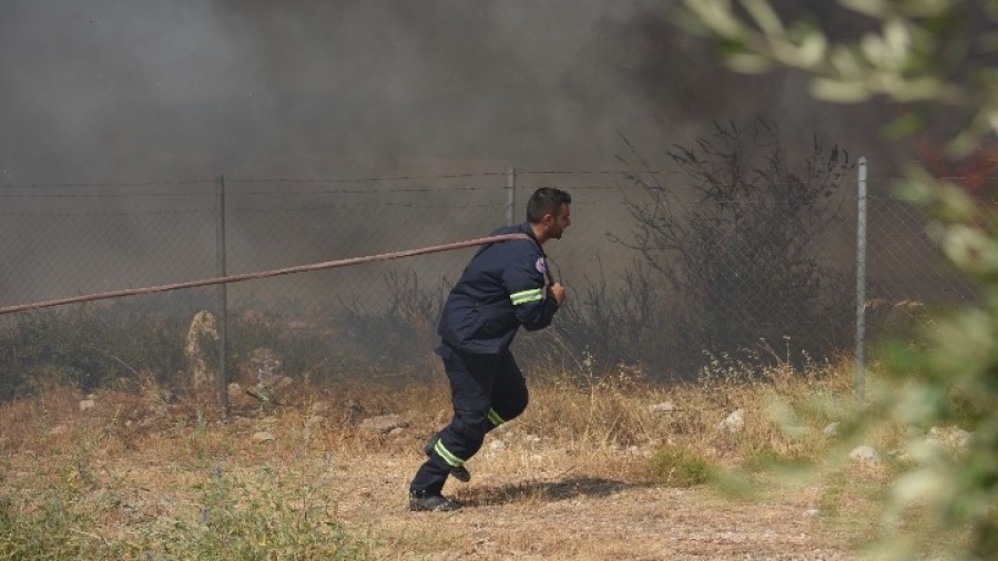 Σε ετοιμότητα δύο νοσοκομεία στην Αχαΐα, λόγω της μεγάλης πυρκαγιάς