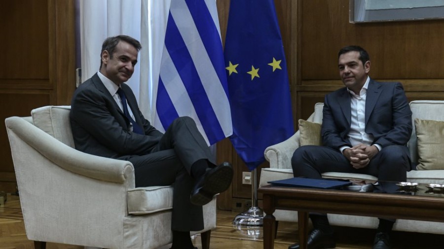 Mαξίμου: Γόνιμος διάλογος παρά τις διαφορές - Τσίπρας: Μοναδική διαφωνία με την Τουρκία η υφαλοκρηπίδα - Γεννηματά: Κρίσιμες ώρες