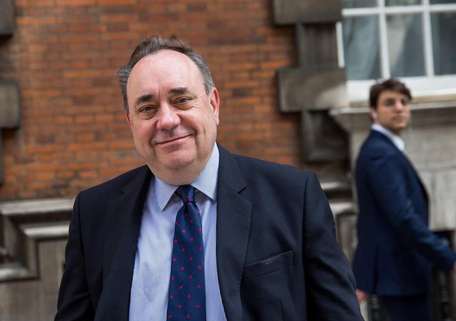 Συνελήφθη για σεξουαλική παρενόχληση ο πρώην πρωθυπουργός της Σκωτίας