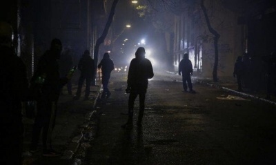 Ένας τραυματίας στα Εξάρχεια από τα επεισόδια - Στις 35 έχουν οι προσαγωγές