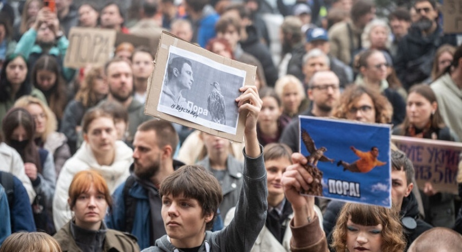 Διαδηλωτές ζήτησαν την παραίτηση του δημάρχου Klitschko στο Κίεβο: Φτάνει πια, είναι πλιατσικολόγος