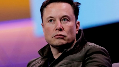 Πλαστικός χειρουργός «δίνει» τον Elon Musk: Έχει ξοδέψει 172 χιλ. δολάρια για να δείχνει νεότερος