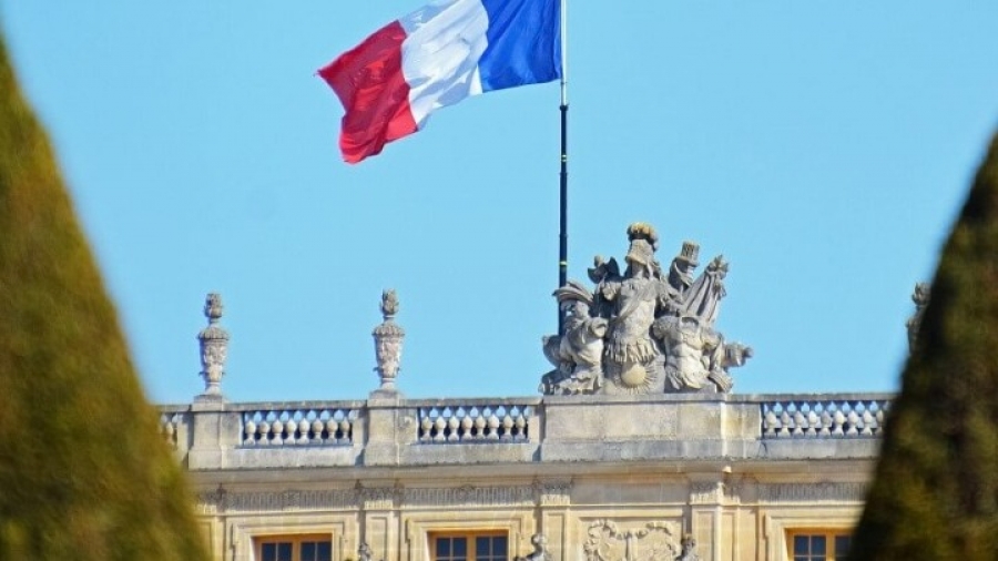 Γαλλία: Αφήνοντας πολλούς ανοιχτούς λογαριασμούς ολοκληρώθηκε χθες ο πρώτος γύρος των βουλευτικών εκλογών