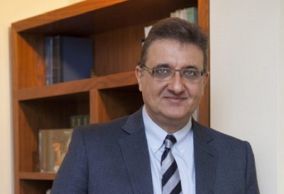 Εξαδάκτυλος (ΠΙΣ): Άρση του lockdown μόνο με διψήφιο αριθμό διασωληνωμένων