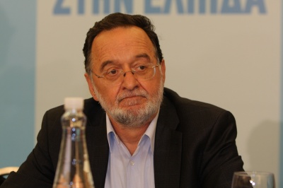 Λαφαζάνης: Θλιβερό το θέαμα του Τσίπρα να προσκυνάει το Γερμανικό κατεστημένο με επίθεση στο εθνικό νόμισμα