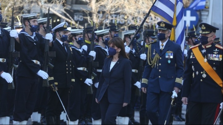 Στρατιωτική παρέλαση στην Αθήνα για την 25η Μαρτίου - Στον αττικό ουρανό τα Rafale