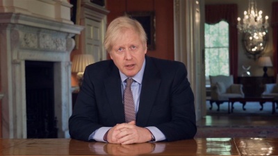 Johnson (πρωθυπουργός Μ.Βρετανίας): Καμπανάκι τα αυξημένα κρούσματα σε κράτη που ήραν τα lockdowns