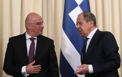 Συνάντηση Δένδια – Lavrov στο Σότσι της Ρωσίας – Στο επίκεντρο διμερή, περιφεριακά αλλά και … Ryanair