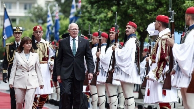 Στην Αθήνα ο Γενικός Κυβερνήτης της Κοινοπολιτείας της Αυστραλίας – Συναντήσεις με Σακελλαροπούλου και Μητσοτάκη