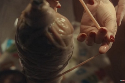 Ξεσάλωσαν οι vegan με το Jumbo - Η διαφήμιση με το παραδοσιακό κοκορέτσι για το ελληνικό Πάσχα άναψε φωτιές στις… υστερικές