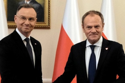 Τα πυρηνικά των ΗΠΑ προκαλούν πολιτική κρίση που τινάζει ξαφνικά στον αέρα την Πολωνία