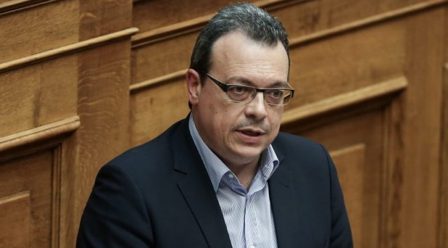 Φάμελλος: Αδικαιολόγητες οι αυξήσεις στη ΔΕΗ - Ο Μητσοτάκης δεν διεκδικεί τη μείωση των πλεονασμάτων