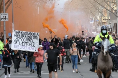 Οργή στην Αυστραλία για το lockdown – Πρωτοφανείς σε έκταση και ένταση διαδηλώσεις - Κινητοποιήσεις και στη Γαλλία