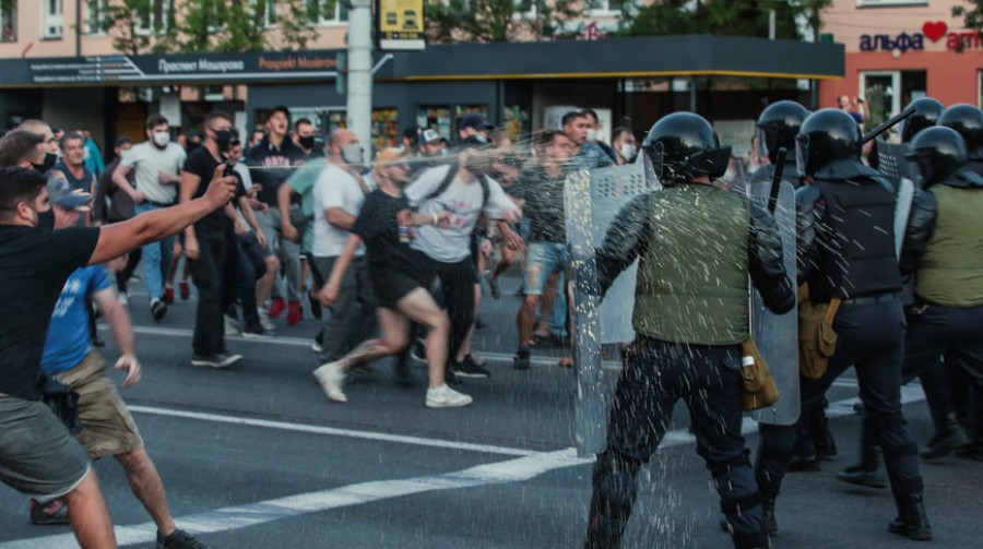 Λευκορωσία: Συλλήψεις διαδηλωτών που ζητούσαν την παραίτηση Lukashenko
