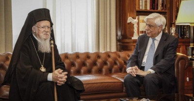 Συνάντηση Παυλόπουλου – Βαρθολομαίου στο Προεδρικό Μέγαρο – Στο επίκεντρο οι πρωτοβουλίες του Πατριαρχείου για το Περιβάλλον