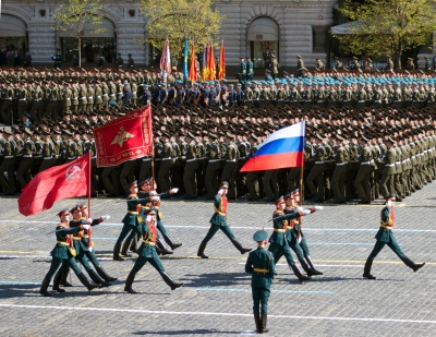 Η Βρετανία αναγνωρίζει την ανωτερότητα της Ρωσίας σε υλικό πολέμου και ικανότητα να στρατολογεί 30.000 άνδρες κάθε μήνα