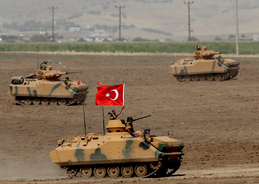 Για την χερσαία εισβολή στη βόρεια Συρία αποφασίζει η Τουρκία