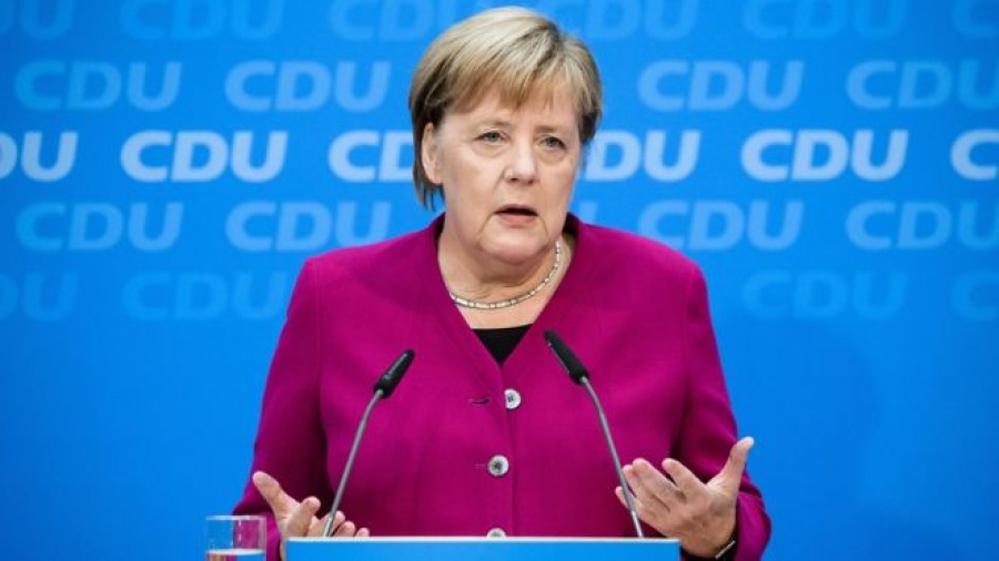 Merkel: Να ενισχύσουμε την αμυντική συνεργασία εντός της ΕΕ - Να αναπτύξουμε όπλα μαζί και να ξεπεράσουμε τις ΗΠΑ