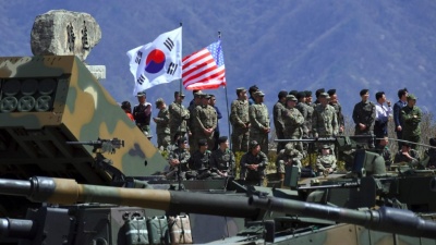 Ν. Κορέα: «Στον πάγο» οι διαπραγματεύσεις με τις ΗΠΑ για την παρουσία αμερικανικών στρατευμάτων στην κορεατική χερσόνησο
