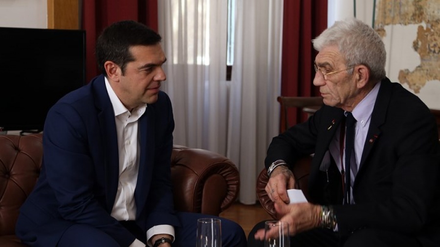 Επικοινωνία Τσίπρα - Μπουτάρη - «Στημένη η φασιστική επίθεση»