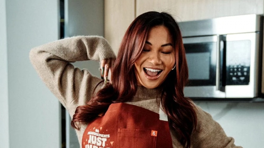 Η παράξενη Carrot Salad της Cassie Yeung που κατέκτησε το TikTok (Vid)