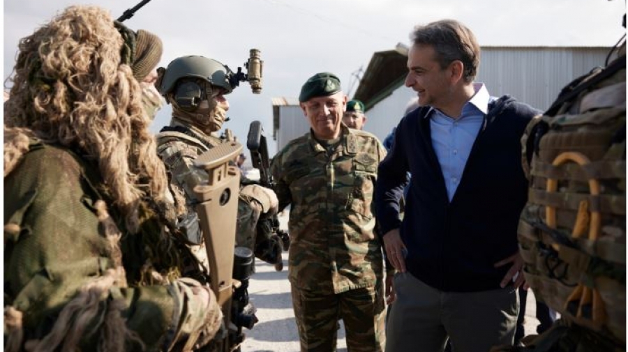 Μητσοτάκης: Στεκόμαστε πάντα αρωγοί στο έργο των Ενόπλων Δυνάμεων - Προστατεύουν τα κυριαρχικά μας δικαιώματα, την εθνική κυριαρχία