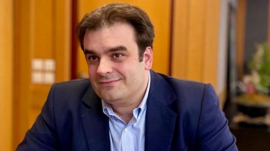 Από τη Δευτέρα 11/8 δωρεάν αναλήψεις από τα ΑΤΜ των ελληνικών τραπεζών – Πιερρακάκης: Παρέμβαση με κοινωνικό πρόσημο