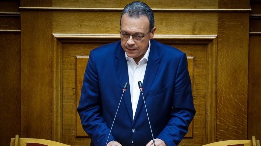 «Όχι» νομοσχέδιο για την επιστολική ψήφο από τον ΣΥΡΙΖΑ - «Η κυβέρνηση δυναμιτίζει τη συζήτηση για την επιστολική ψήφο» είπε ο Φάμελλος