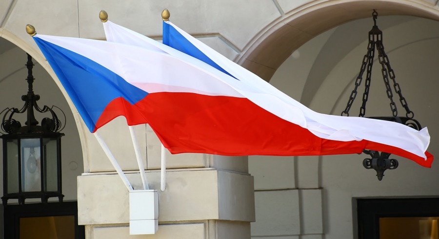 Έκλεισαν οι κάλπες για την εκλογή Άνω Βουλής στην Τσεχία  – Πάνω από το 50% η συμμετοχή