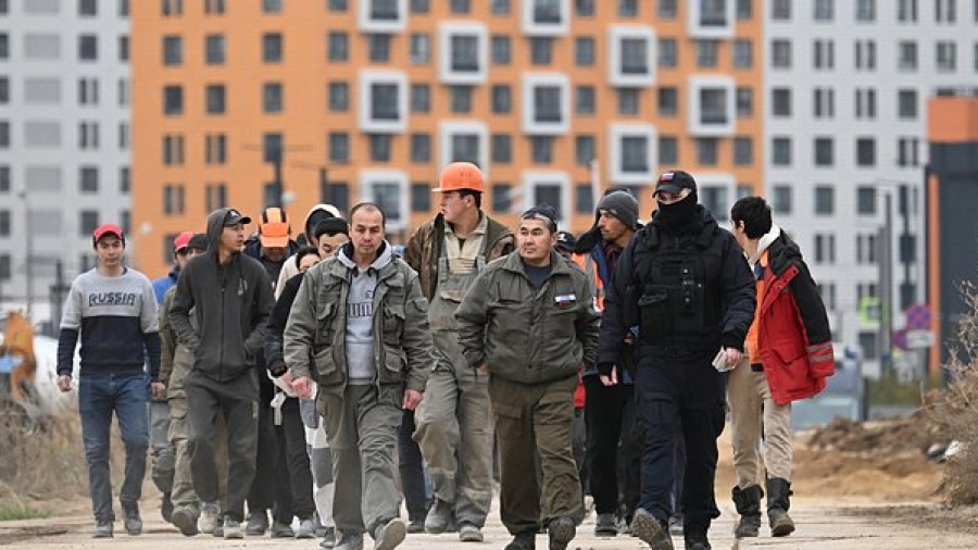 Ρώσος ιερέας προειδοποιεί: Οι μετανάστες είναι κίνδυνος για την κοινωνία - Δεν ενσωματώνονται