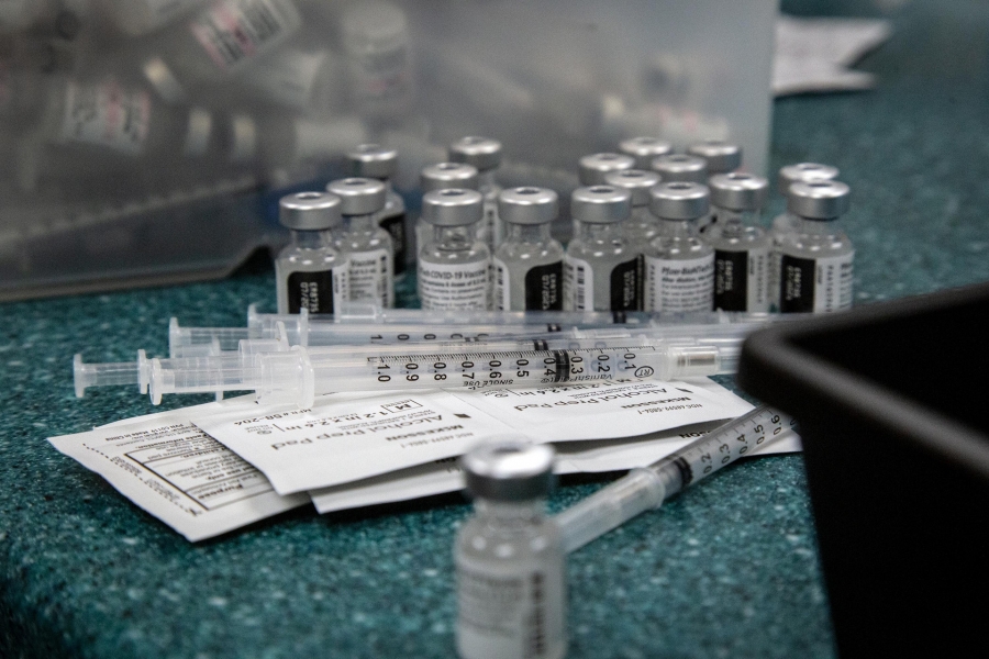 ΗΠΑ: Αποστολή επιπλέον 20 εκατ. δύσεων εμβολίων Covid-19 σε φτωχές χώρες