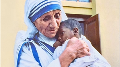 Μητέρα Τερέζα: Η Αγία των φτωχών ήταν μια «αμαρτωλή» που κάλυπτε τα αίσχη της Καθολικής Εκκλησίας