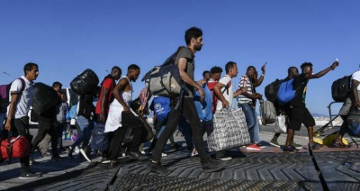 Περισσότεροι από 300 πρόσφυγες και μετανάστες στα νησιά του Αιγαίου το τελευταίο 24ωρο