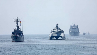 Τρόμος στις θάλασσες - Το Ιράν ενισχύει τη συνεργασία με τις BRICS - Στέλνει δύο αρμάδες στις στρατιωτικές ασκήσεις της Νότιας Αφρικής