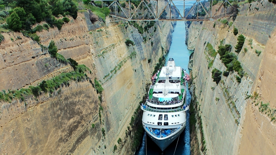 Διώρυγα Κορίνθου: Αυξημένες οι διελεύσεις τον πρώτο μήνα επαναλειτουργίας της