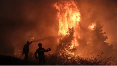 Πυρκαγιά ξέσπασε στα Αστερούσια Κρήτης – Συναγερμός στην Πυροσβεστική, εχθρός οι άνεμοι