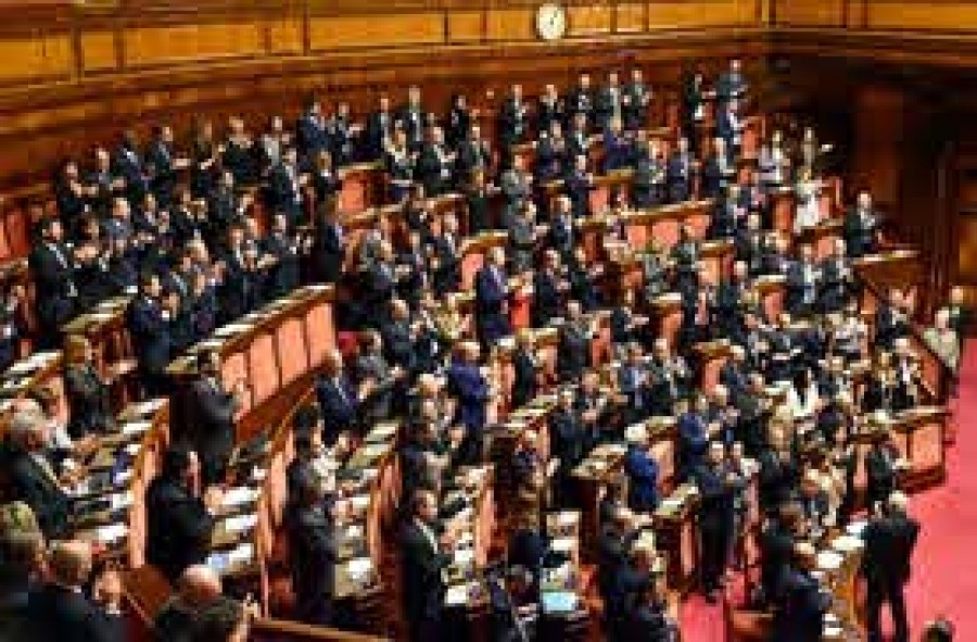 Ιταλία: Κυβερνητικό ρήγμα για τη μεταρρύθμιση του ESM - Δεν στηρίζει η Forza Italia του Berlusconi