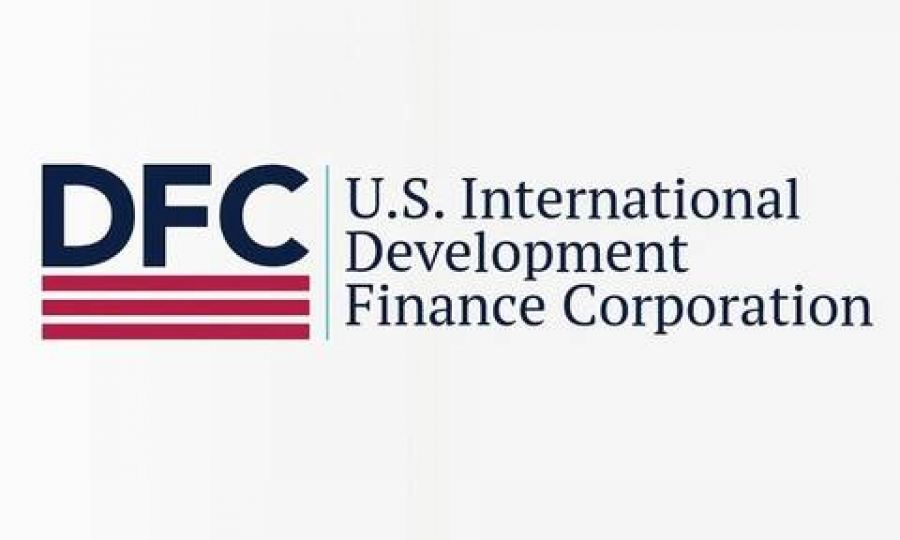 Σταθερά αφοσιωμένη στην Ελλάδα η Αναπτυξιακή Τράπεζα των ΗΠΑ