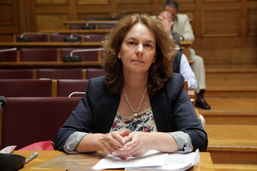 Παπανάτσιου: Το νομοσχέδιο των 120 δόσεων στηρίζει τη μεγάλη πλειοψηφία του λαού