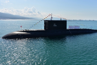 Πανικός - Πώς το ρωσικό υποβρύχιο Novorossiysk με Kalibr… αναδύθηκε στη Γαλλία και έσπειρε τρόμο στην Ευρώπη