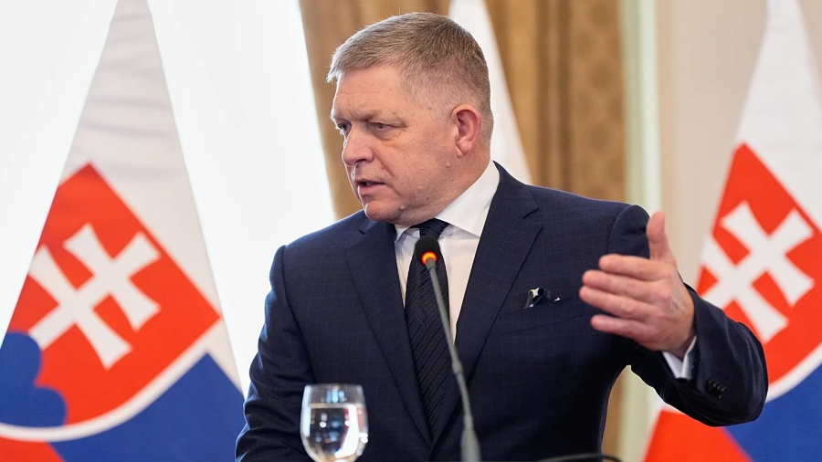 Σάλος στην Σλοβακία - Η αντιπολίτευση μηνύει τον Fico για τη διακοπή των εξαγωγών ηλεκτρικής ενέργειας στην Ουκρανία