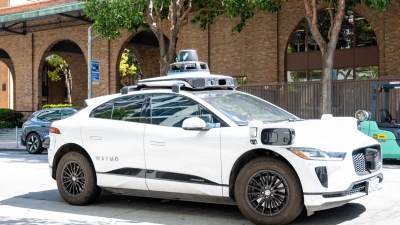 Μια αξέχαστη κούρσα - Γυναίκα γέννησε μέσα σε αυτόνομο ταξί της Waymo