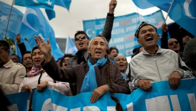 Υπεράσπιση των Ουιγούρων ή των πωλήσεων στην Κίνα - Οι διεθνείς φίρμες ενδυμάτων βρίσκονται σε δεινή θέση
