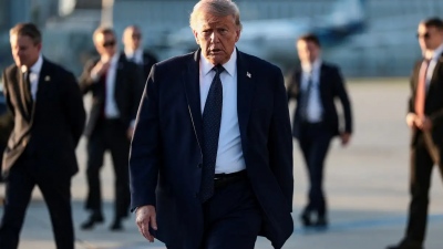 «Πού να σκοτώσετε τον Trump» - Τρομερό βίντεο του ιρανικού Fars News, στοχοποιεί την αυτοκινητοπομπή του