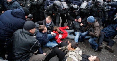 Χάος στο Κίεβο - Σύλληψη και απελευθέρωση Saakashvili - Ζητά την ανατροπή Poroshenko