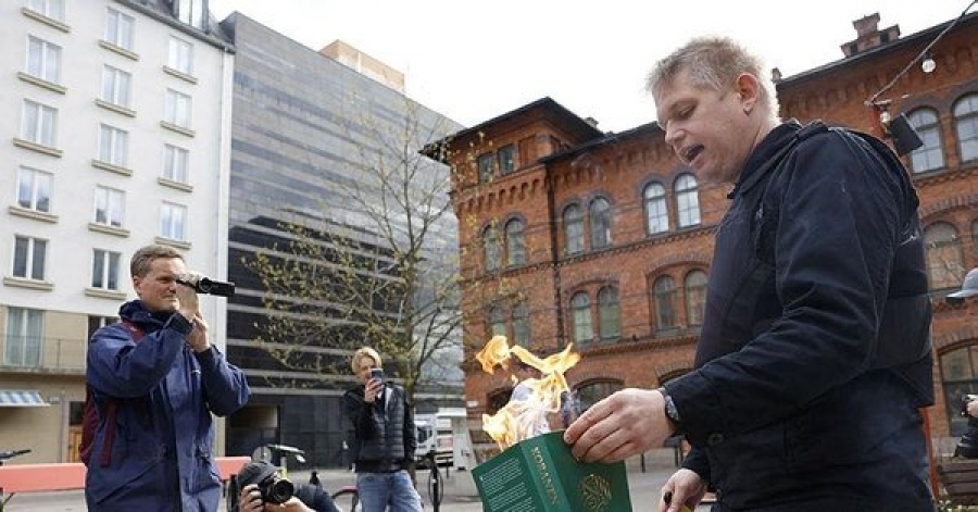 Στο στόχαστρο του ισλαμικού κόσμου η Σουηδία για το κάψιμο του κορανίου – Πυροδότησε οργή και μίσος